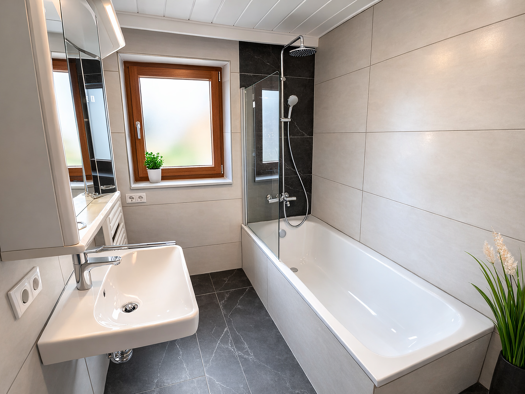 WG-Zimmer zur Miete 900 € 4 Zimmer 118 m² Geschoss 1/3 frei ab sofort Birkenstraße 3 Chamerau 93466