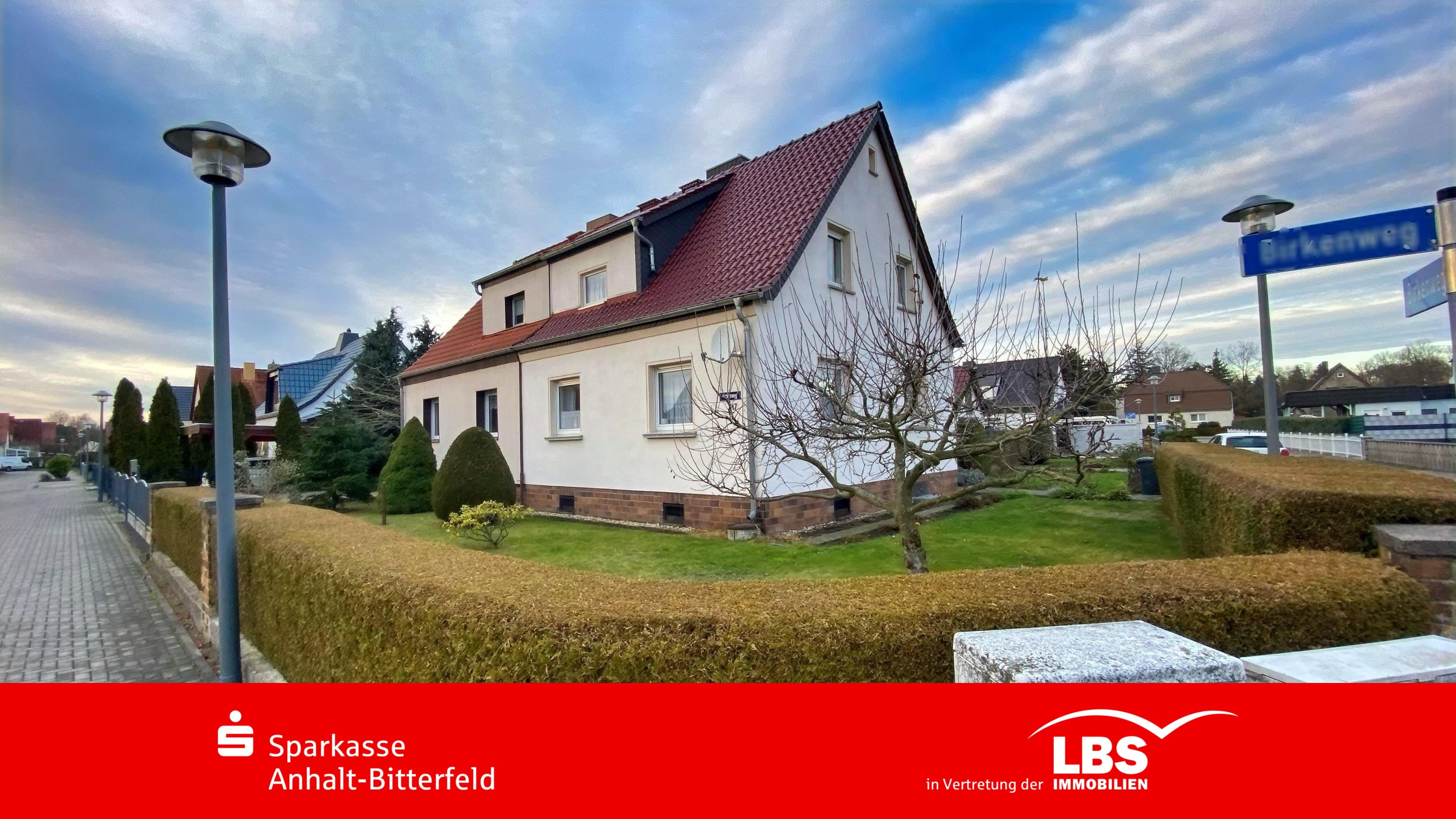 Einfamilienhaus zum Kauf 180.000 € 5 Zimmer 84 m²<br/>Wohnfläche 467 m²<br/>Grundstück Bitterfeld Bitterfeld-Wolfen 06749