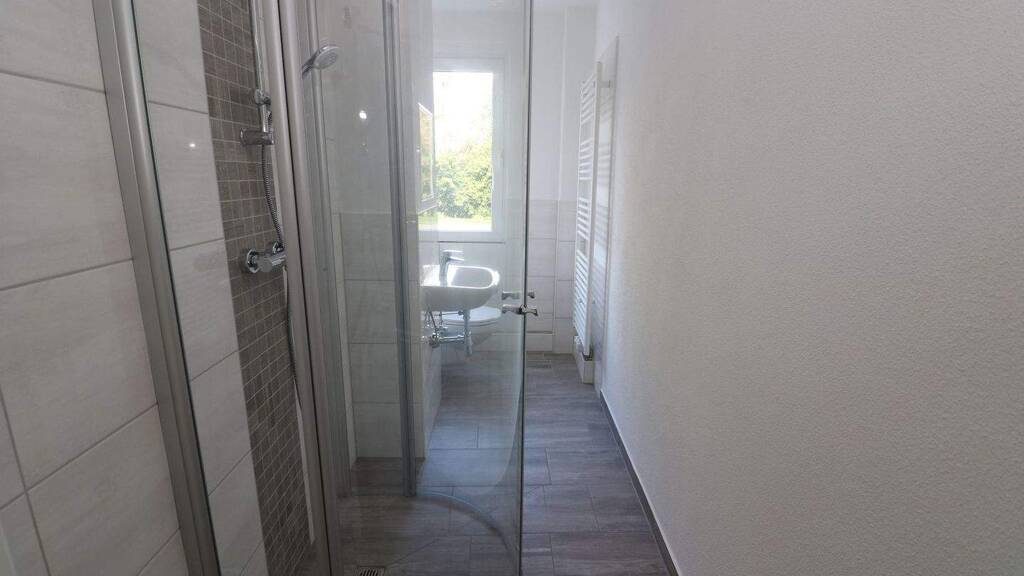 Wohnung zur Miete 359 € 2 Zimmer 47,2 m² EG frei ab 01.03.2026 Maxim-Gorki-Straße 63 Freiberg 09599