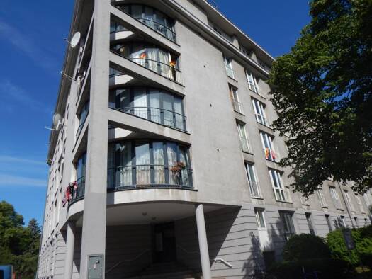 Tiefgarage zur Miete provisionsfrei 85 € Berlin 12051
