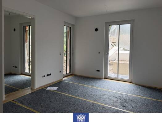 Terrassenwohnung zur Miete 550 € 1,5 Zimmer 33,3 m² frei ab 01.12.2026 Leubnitz-Neuostra Ortsamtsbereich Prohlis 01219