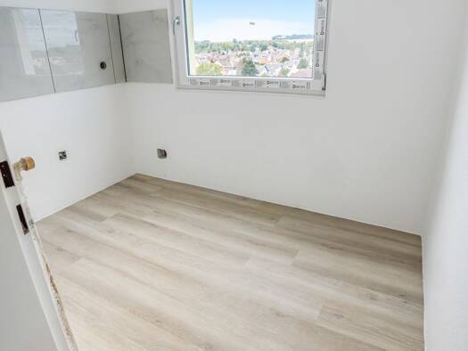 Studio zur Miete 750 € 2 Zimmer 60 m² 7. Geschoss Bischofsheim Maintal 63477