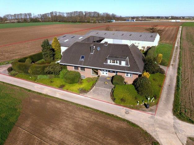 Einfamilienhaus zum Kauf 1.250.000 € 273 m² 20.979 m² Grundstück Orken Grevenbroich 41515