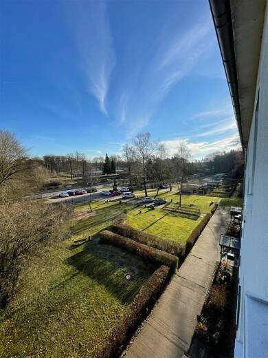 Studio zum Kauf provisionsfrei als Kapitalanlage geeignet 120.000 € 3 Zimmer 62,5 m² Göhrener Tannen Schwerin 19061