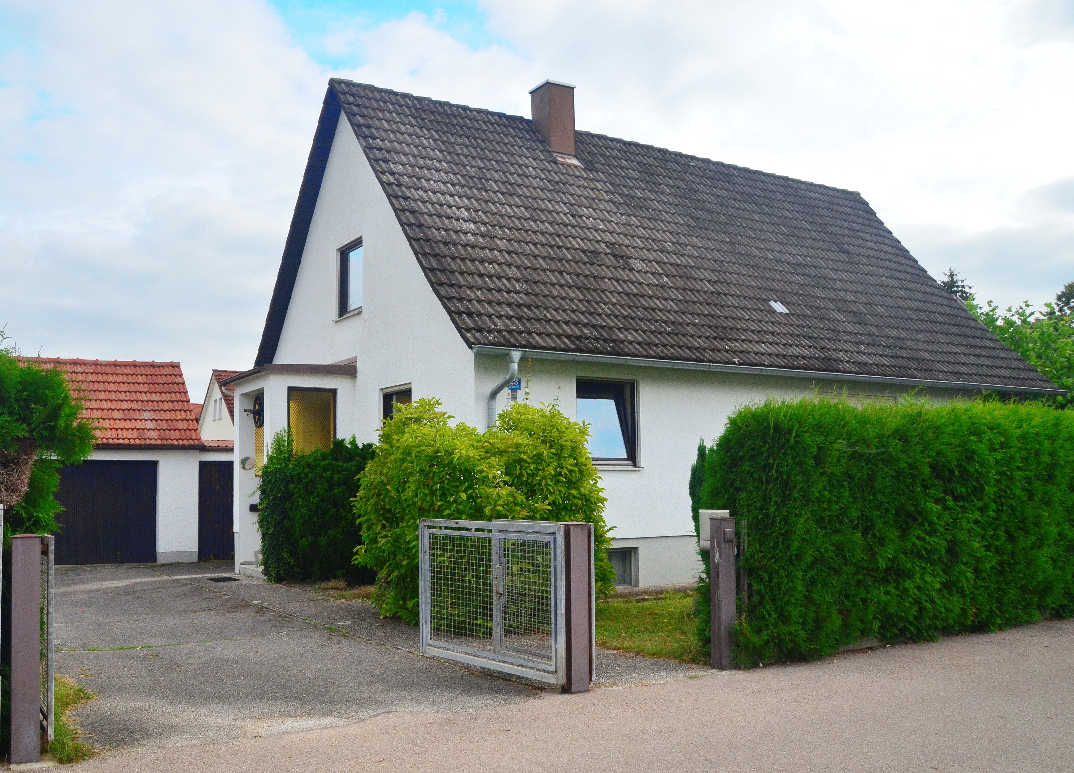 Einfamilienhaus zum Kauf 490.000 € 4 Zimmer 124 m²<br/>Wohnfläche 560 m²<br/>Grundstück Schrobenhausen Schrobenhausen 86529