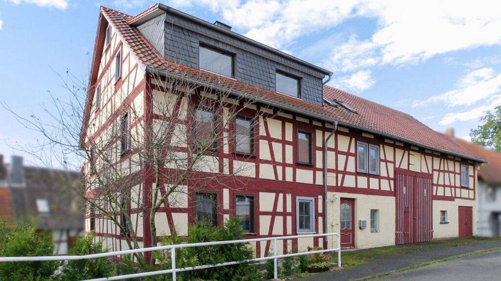 Einfamilienhaus zum Kauf 170.000 € 5 Zimmer 213 m² 396 m² Grundstück Herbstein 36358