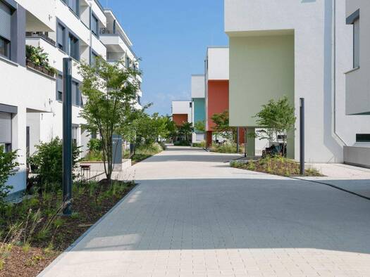 Wohnung zur Miete 1.798 € 5 Zimmer 145,5 m² EG frei ab 01.05.2026 Anna-Zentgraf-Straße 23 Überlingen 88662