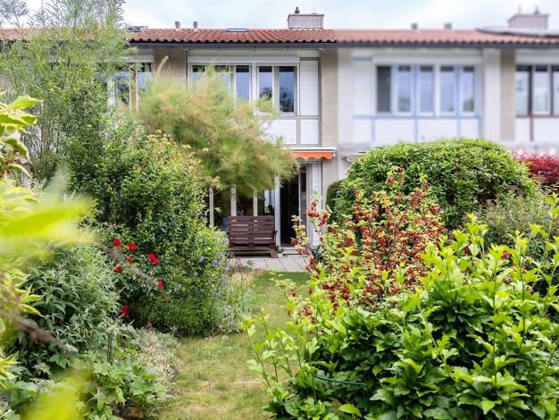 Reihenmittelhaus zum Kauf 659.000 € 5 Zimmer 110 m² 200 m² Grundstück Bogenhausen München 81929