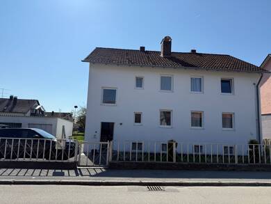 Wohnung zur Miete 700 € 4 Zimmer 86,7 m² 1. Geschoss frei ab sofort Hofkirchen Hofkirchen 94544
