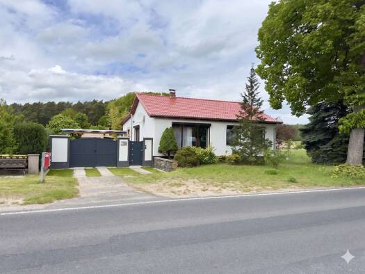 Einfamilienhaus zum Kauf 365.000 € 3 Zimmer 120 m² 1.200 m² Grundstück Groß Schönebeck Schorfheide 16244