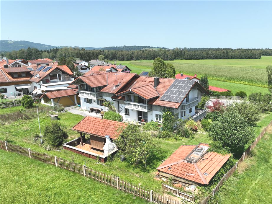 Einfamilienhaus zum Kauf 995.000 € 5 Zimmer 136,9 m²<br/>Wohnfläche 646 m²<br/>Grundstück ab sofort<br/>Verfügbarkeit Oberhausen Maxlried 82386