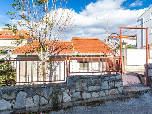 Haus zum Kauf 250.000 € 2 Zimmer 105 m² Brda Lovret - Brda