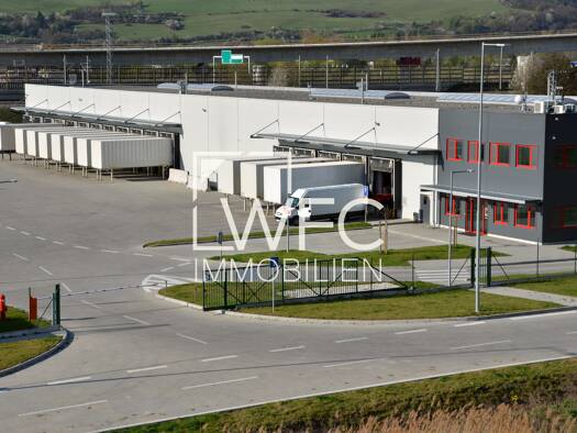 Lagerhalle zur Miete provisionsfrei 17.235 m² Lagerfläche teilbar ab 7.520 m² Pforzheim 75177