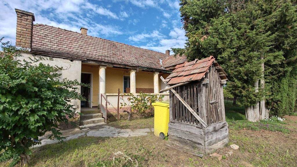 Haus zum Kauf 52.500 € 4 Zimmer 72 m² 2.093 m² Grundstück Gyugy