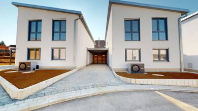Haus zum Kauf - Neubau provisionsfrei 4,5 Zimmer 131 m² 213 m² Grundstück frei ab sofort Woffendorfer Str. 1 - 3 Altenkunstadt Altenkunstadt 96264