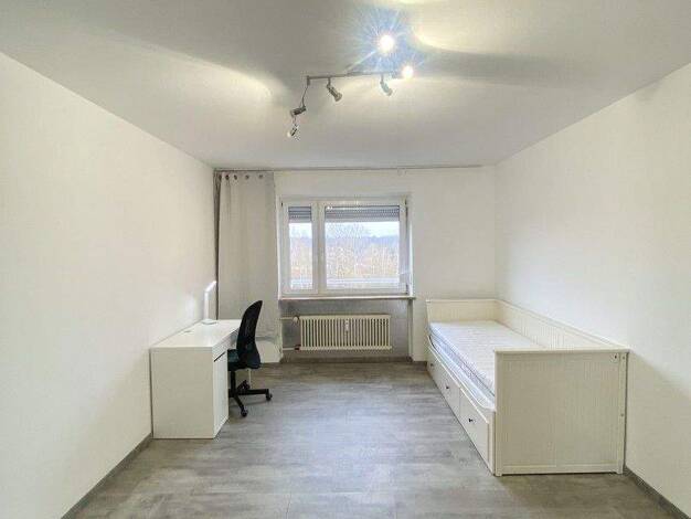 WG-Zimmer zur Miete Wohnen auf Zeit 595 € 110 m² 1. Geschoss frei ab 20.12.2025 Euler-Chelpin-Str 10 Lechhausen Augsburg 86165