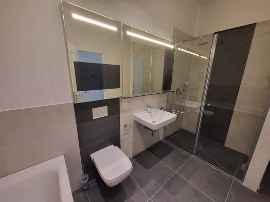 Wohnung zur Miete 508 € 2 Zimmer 56,5 m² Geschoss 3/4 frei ab 01.12.2026 Topfmarkt 9 Rochlitz Rochlitz 09306
