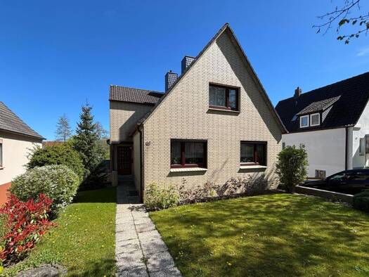 Einfamilienhaus zum Kauf 450.000 € 8 Zimmer 175 m² 1.111 m² Grundstück Bad Oldesloe 23843