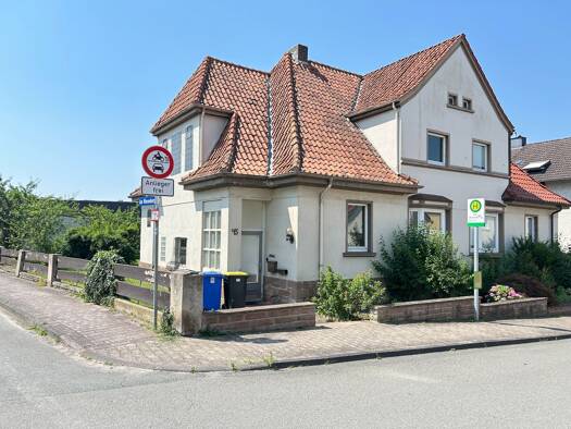 Doppelhaushälfte zum Kauf 160.000 € 5 Zimmer 126 m² 599 m² Grundstück Warburg Warburg 34414
