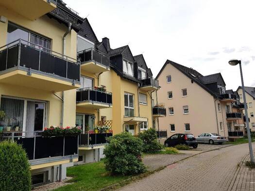 Wohnung zur Miete 240 € 1,5 Zimmer 38,3 m² frei ab sofort Am Fischerberg 11 Hartenstein 08118