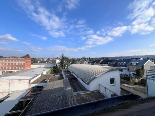 Wohnung zur Miete 320 € 1 Zimmer 30 m² 3. Geschoss frei ab 01.02.2026 Saarstraße 143 Trier-Süd Trier 54290