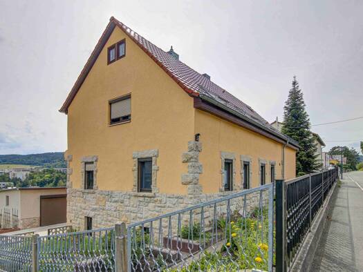 Haus zum Kauf 629.000 € 7 Zimmer 156 m² 1.293 m² Grundstück Adolf-Reichwein Str. 32 Ammerbach Jena 07745