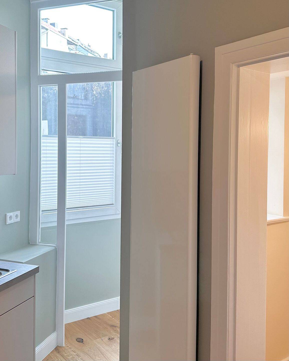 Kiel-Ravensberg, komplett (energetisch) sanierte, wunderschöne 3-Zi-Altbauwohnung mit Loggia im EG – Ahlmannstraße 24, 24118 Kiel – Vorschaubild 8