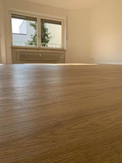 Wohnung zur Miete 1.100 € 3 Zimmer 77 m² Geschoss 1/3 Hofmannstraße 11 Innenstadt Erlangen 91052