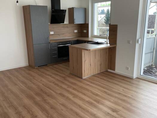 Wohnung zum Kauf - Erstbezug 315.000 € 3 Zimmer 73 m² 2. Geschoss frei ab sofort St.-Peter-Straße 33 c Tirschenreuth 95643