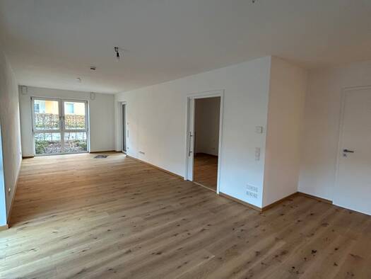 Wohnung zur Miete 1.225 € 3 Zimmer 87,2 m² EG Deggendorf 94469