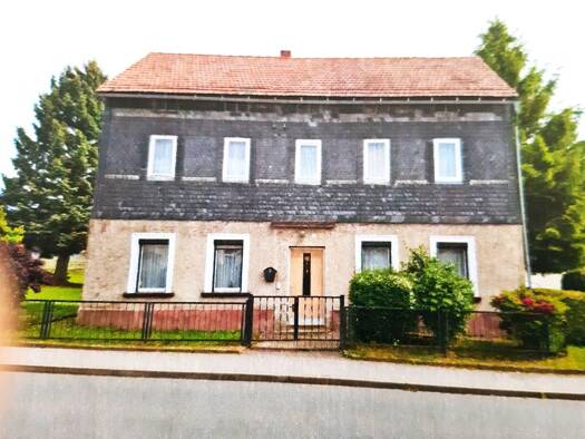 Einfamilienhaus zum Kauf 50.000 € 5 Zimmer 115 m² 680 m² Grundstück frei ab sofort Erlau Erlau 09306