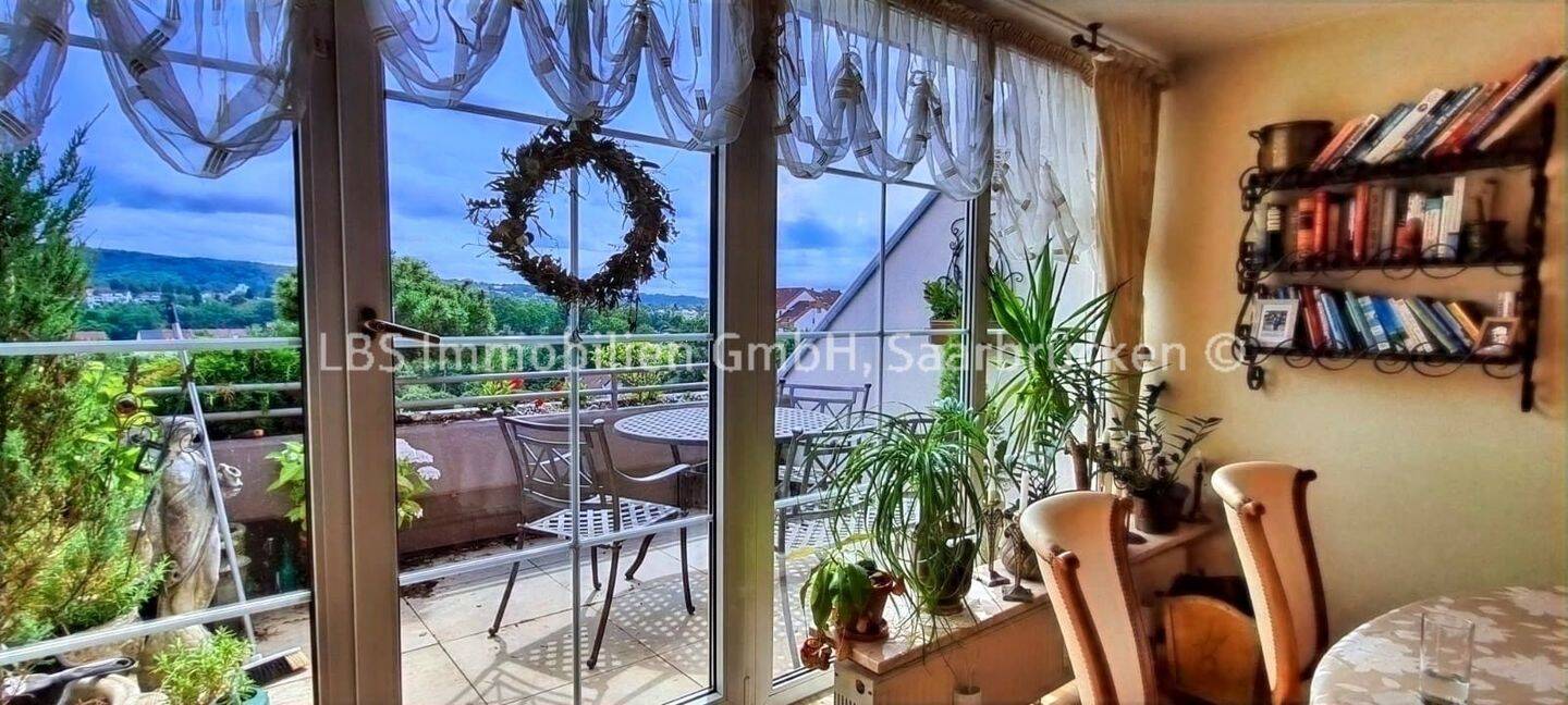 Großzügiges Raumwunder am Rodenhof - Städtisches Leben mit Ausblick