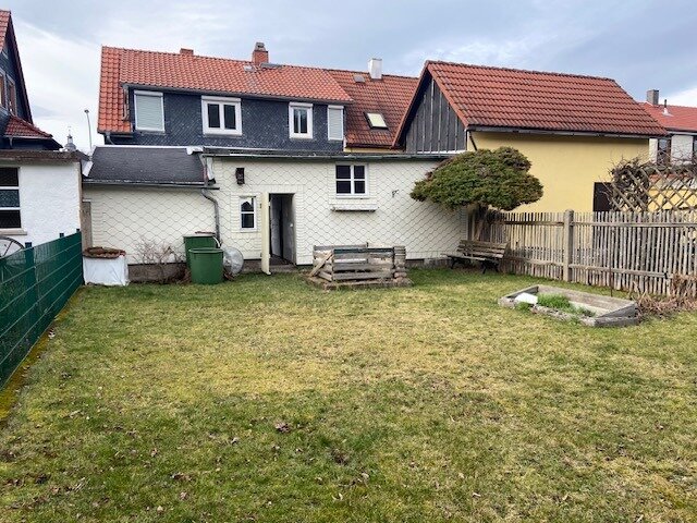 Doppelhaushälfte zum Kauf 112.000 € 4 Zimmer 104 m²<br/>Wohnfläche 285 m²<br/>Grundstück ab sofort<br/>Verfügbarkeit Gräfenroda 99330