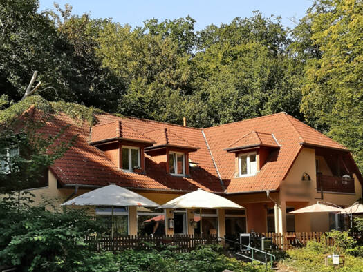 Restaurant zum Kauf 250.000 € 150 m² Gastrofläche 3.200 m² Grundstück Burg Stargard 17094