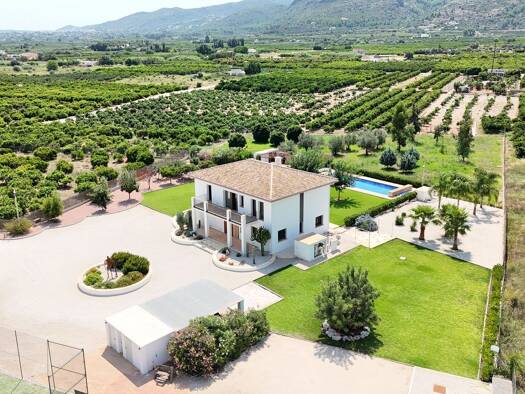 Landhaus zum Kauf provisionsfrei 1.500.000 € 9 Zimmer 300 m² 10.423 m² Grundstück Sanet y Negrals 03769