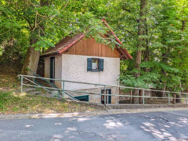 Café/Bar zum Kauf 99.000 € 569 m² Grundstück Weilersbach 91365