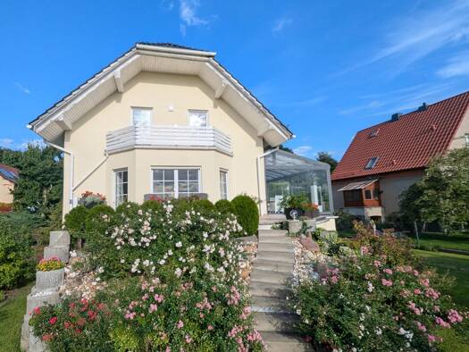 Einfamilienhaus zum Kauf 325.000 € 4 Zimmer 130 m² 1.108 m² Grundstück frei ab 01.02.2026 Bad Muskau 02953
