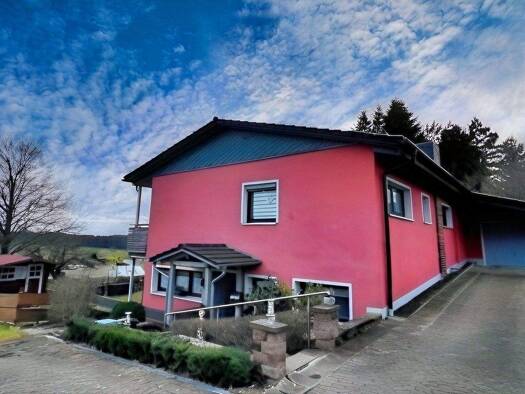 Einfamilienhaus zum Kauf 325.000 € 7 Zimmer 156 m² 818 m² Grundstück Marktleugast 95352