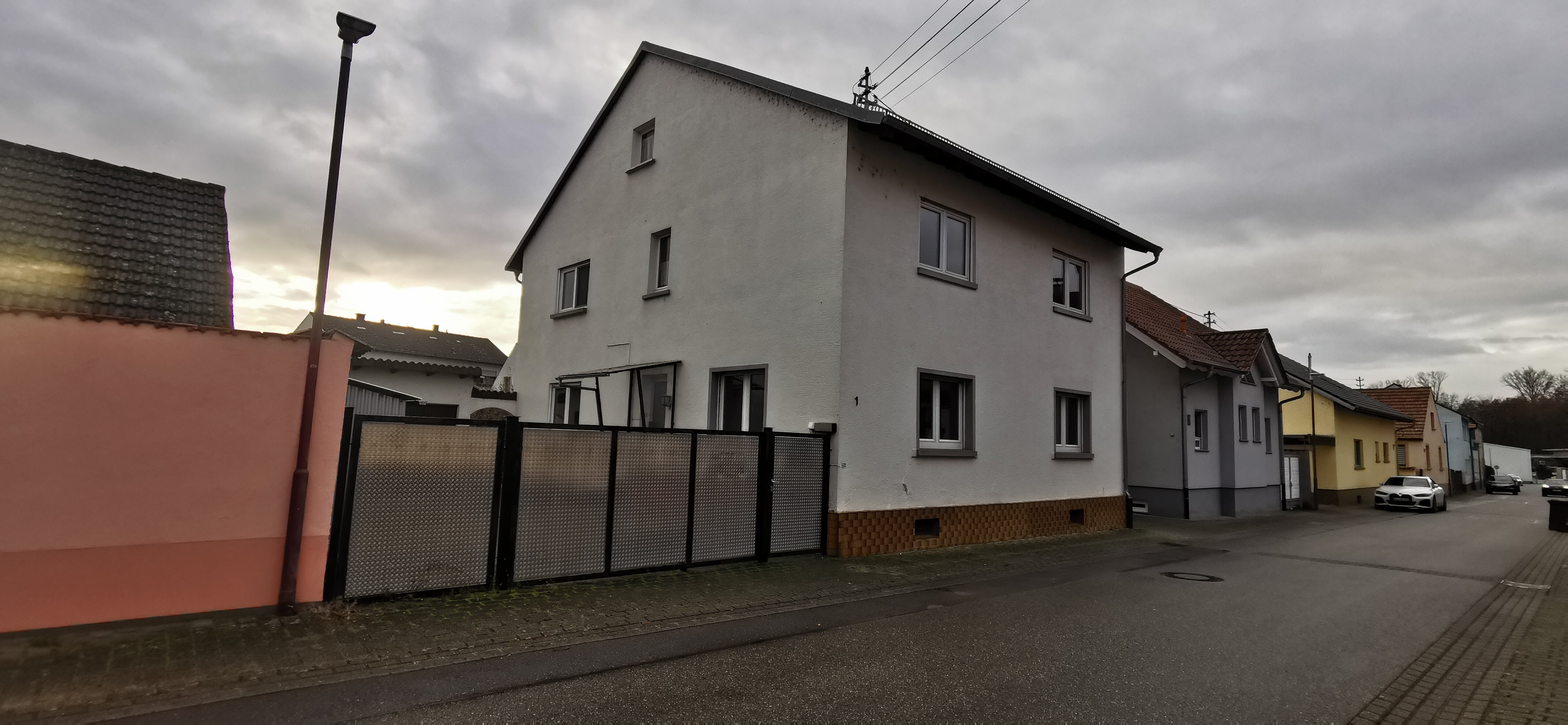 Einfamilienhaus zum Kauf 420.000 € 6 Zimmer 169 m²<br/>Wohnfläche 416 m²<br/>Grundstück Rheinsheim Philippsburg 76661