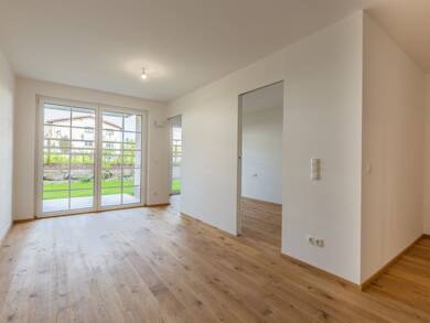 Wohnung zum Kauf 296.000 € 2 Zimmer 50,5 m² EG Stützing Saaldorf-Surheim 83416