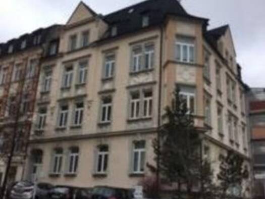 Praxisfläche zur Miete provisionsfrei 400 € 3 Zimmer Voßstraße 12 Haselbrunn Plauen 08525