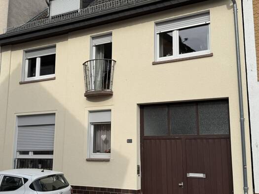 Stadthaus zum Kauf provisionsfrei 595.000 € 8 Zimmer 158 m² 580 m² Grundstück frei ab sofort Sprendlingen Dreieich 63303