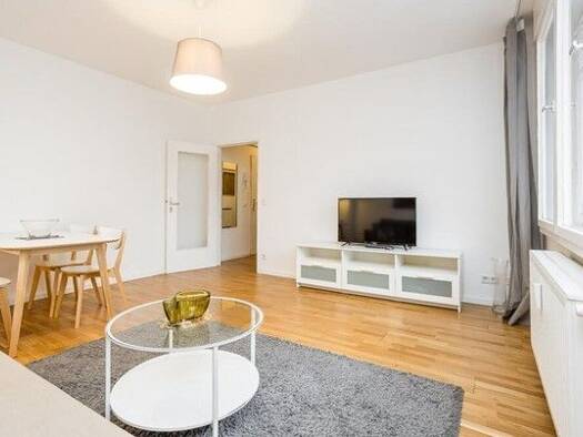 Wohnung zum Kauf 250.000 € 2 Zimmer 43,7 m² EG Schöneberg Tempelhof-Schöneberg 10781