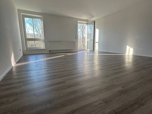 Wohnung zur Miete 565 € 3 Zimmer 80,4 m² 2. Geschoss frei ab sofort Friedrichstraße 25 Döbeln 04720