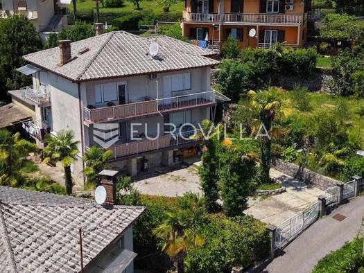 Haus zum Kauf 645.000 € 8 Zimmer 270 m² Lovran Lovran