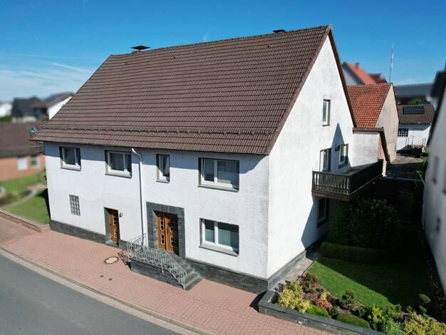 Einfamilienhaus zum Kauf 129.000 € 8 Zimmer 240 m² 1.043 m² Grundstück Haarbrück Beverungen / Haarbrück 37688