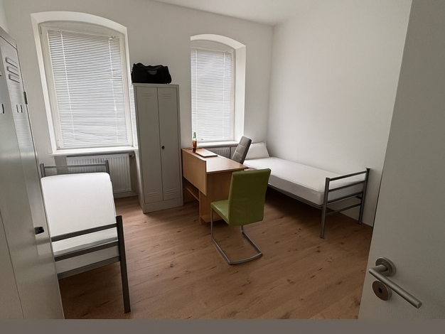 Mehrfamilienhaus zum Kauf 355.440 € 17 Zimmer 434 m² 178 m² Grundstück Greiz 07973