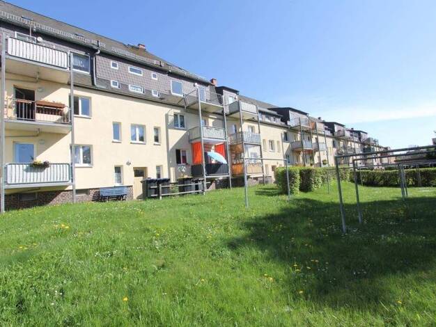 Mehrfamilienhaus zum Kauf als Kapitalanlage geeignet 1.300.000 € 58 Zimmer 1.523,7 m² 2.920 m² Grundstück Frankenberg 09669