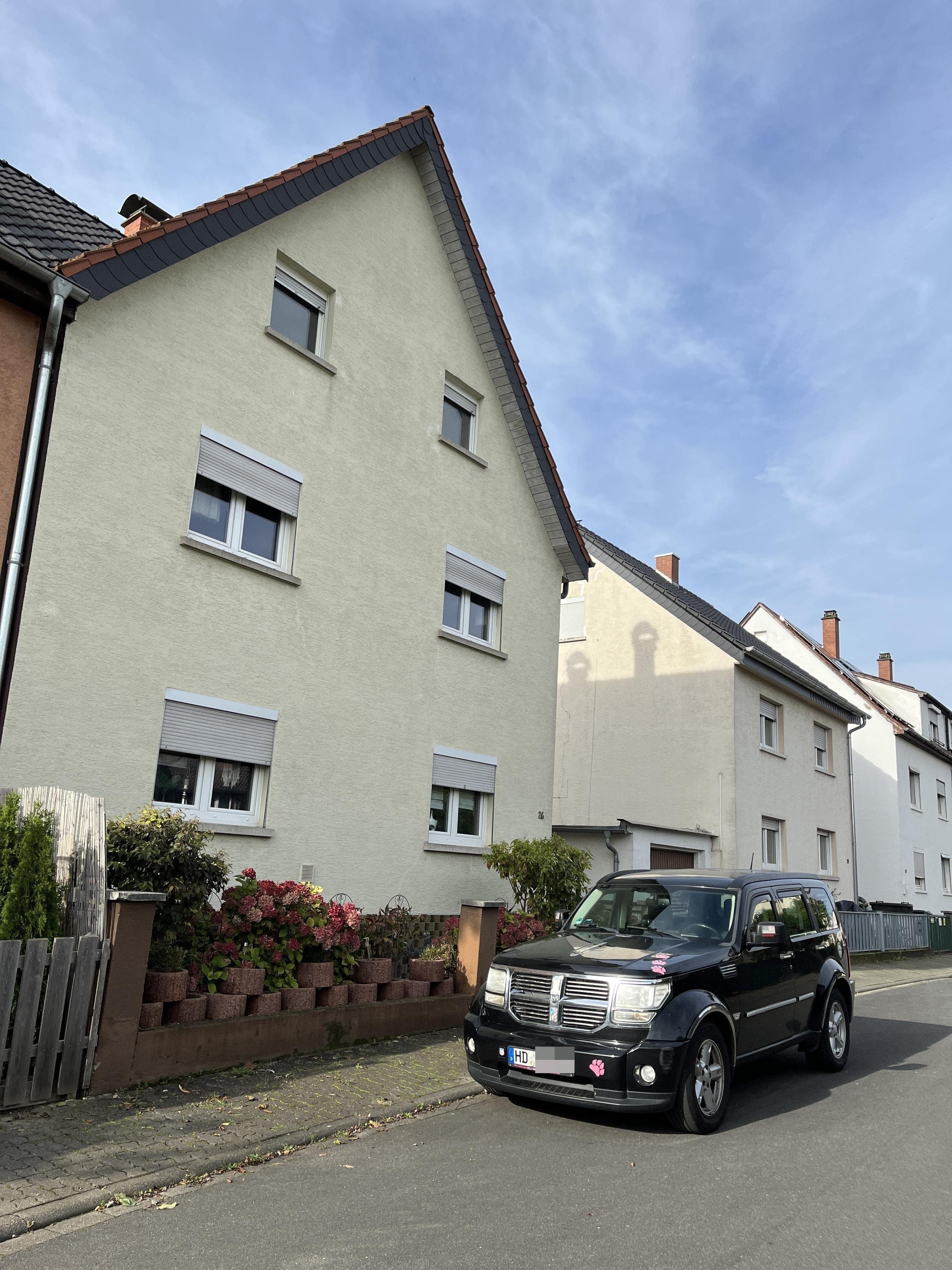 Mehrfamilienhaus zum Kauf 325.000 € 6 Zimmer 150 m²<br/>Wohnfläche 195 m²<br/>Grundstück Ilvesheim 68549