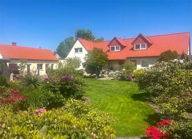 Einfamilienhaus zum Kauf 749.000 € 8 Zimmer 232 m² 1.030 m² Grundstück Grünau-Siedlung Leipzig 04207